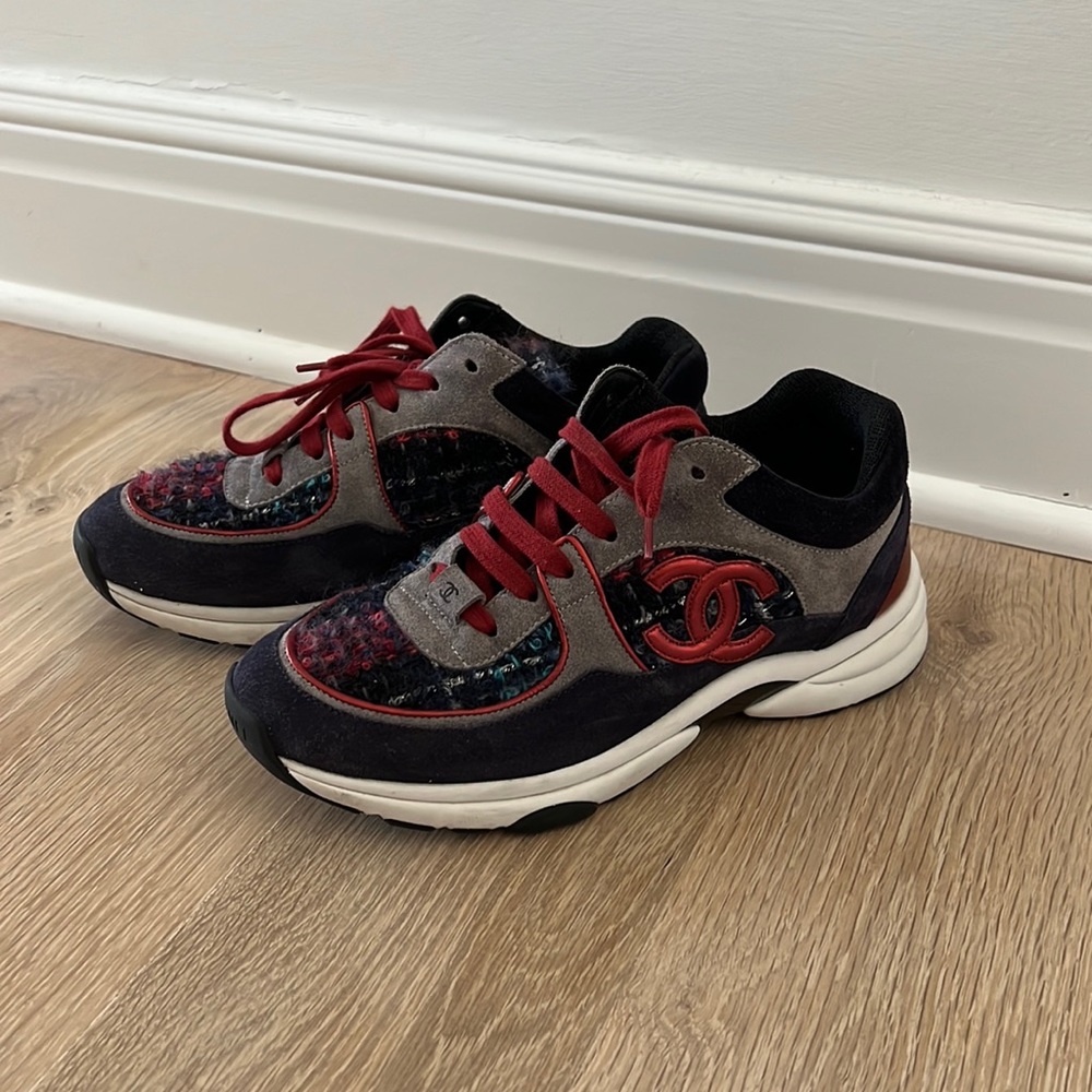 Chanel sneakers, size 38( fits like 7 ) Worn twice.